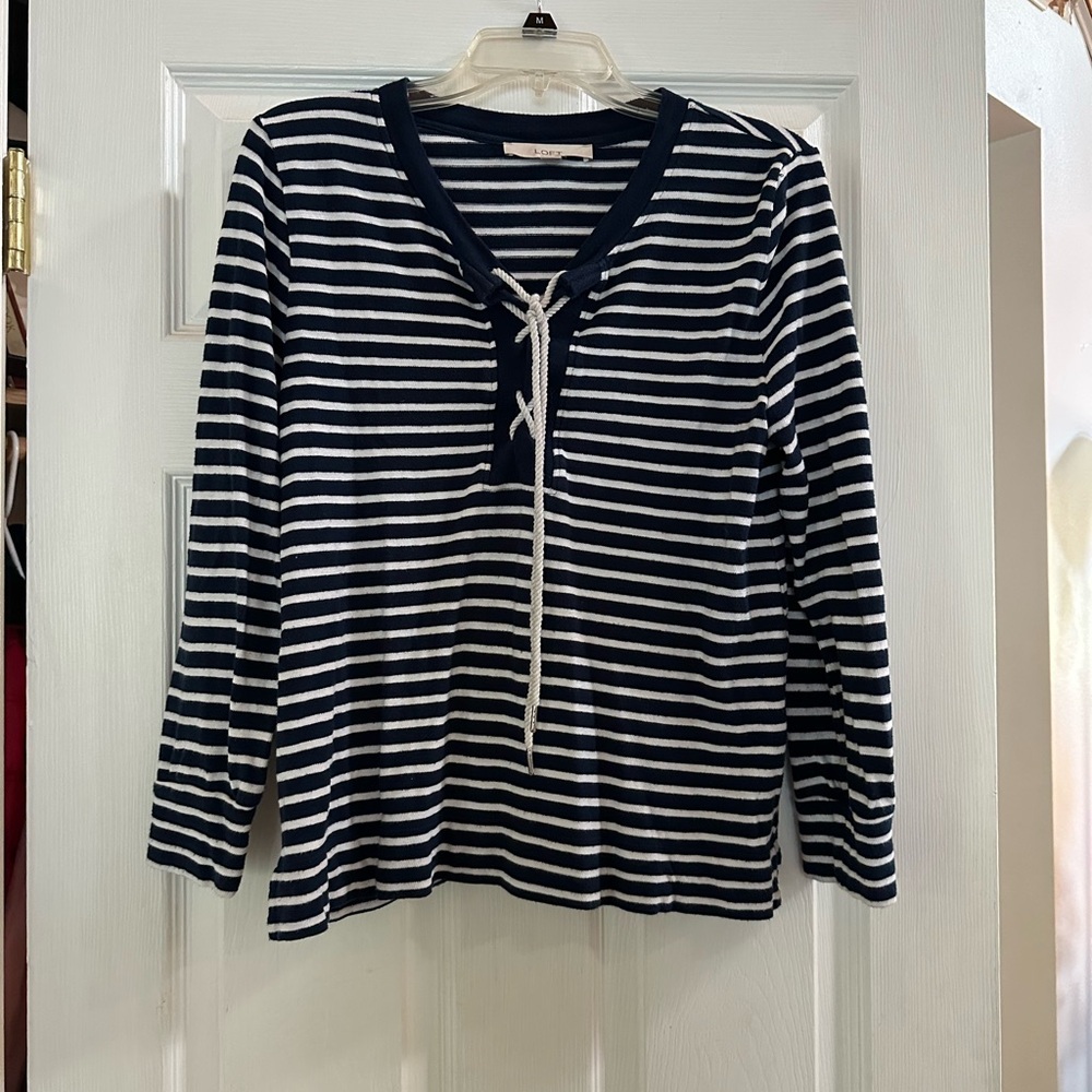 LOFT Women’s Long sleeve Navy Blue And White Stripped Top Size Medium
